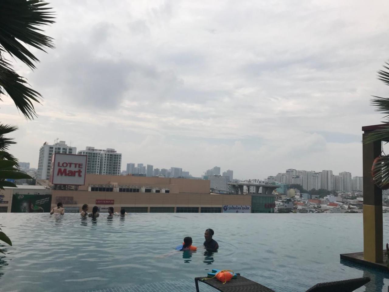 Sunrise City - 5 Star Thành Pho Ho Chí Minh Esterno foto